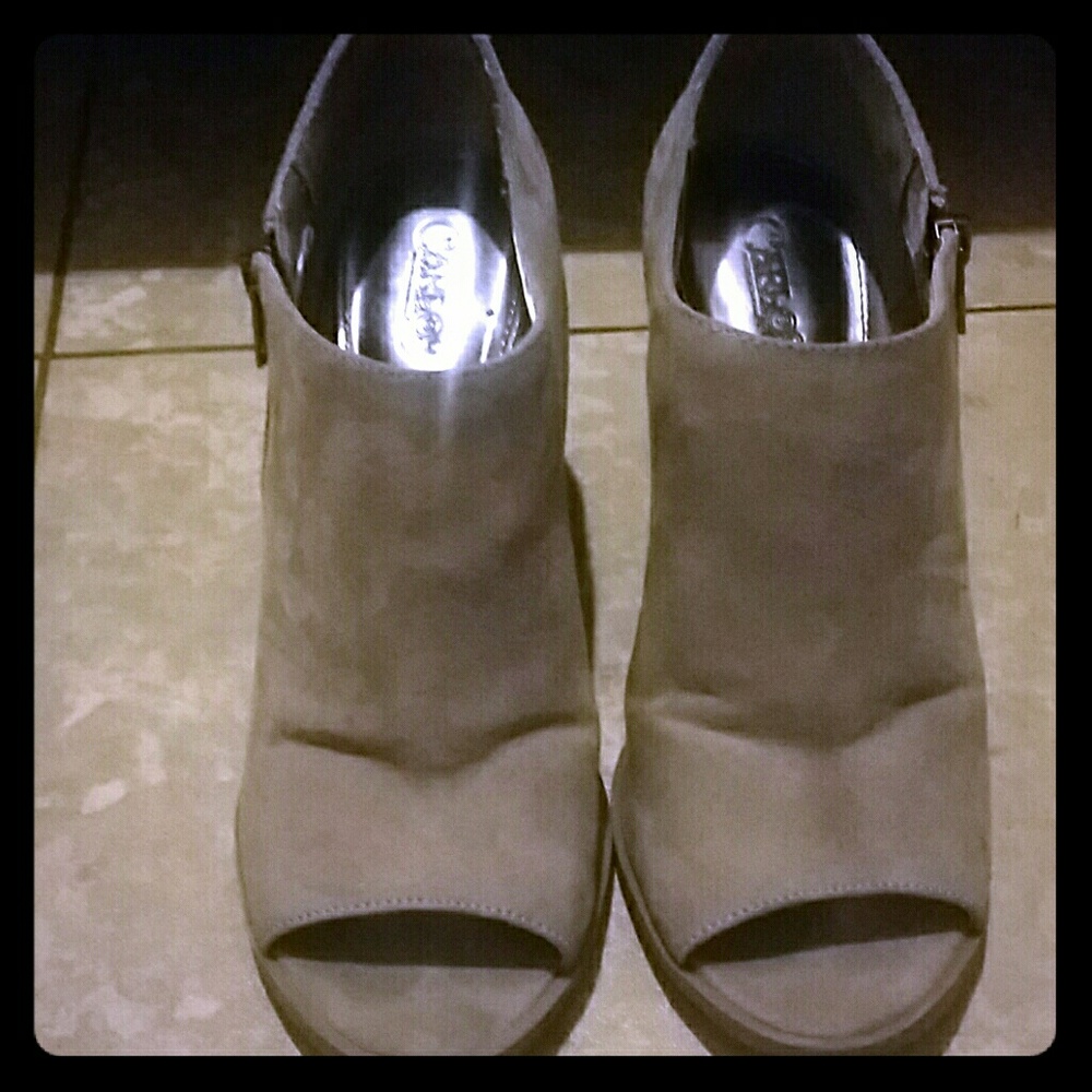 Carlos Santana shoes